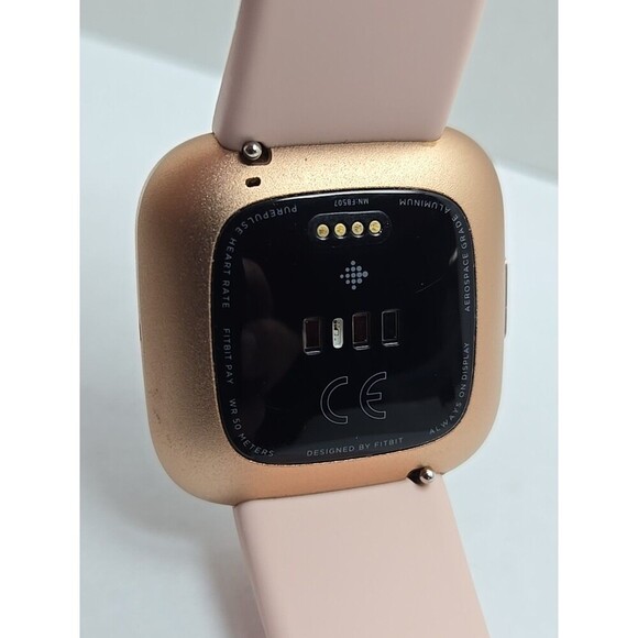 Fitbit Versa 2 Smartwatch Rose Gold 40mm Alexa WR50 Always On Display No Charger - Picture 10 of 10